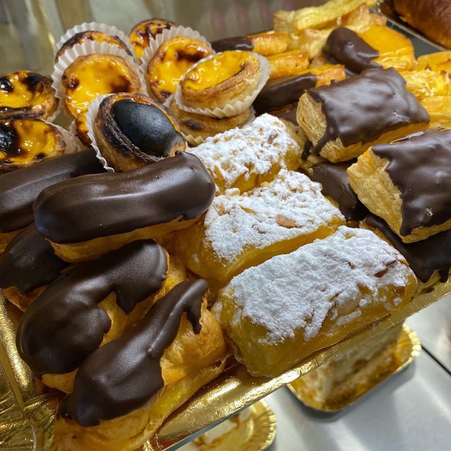 Seleção de pastelaria tradicional